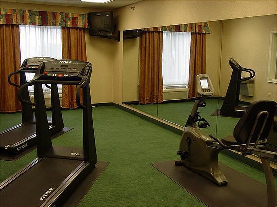 Holiday Inn Express & Suites Vermillion, An Ihg Hotel Facilities photo